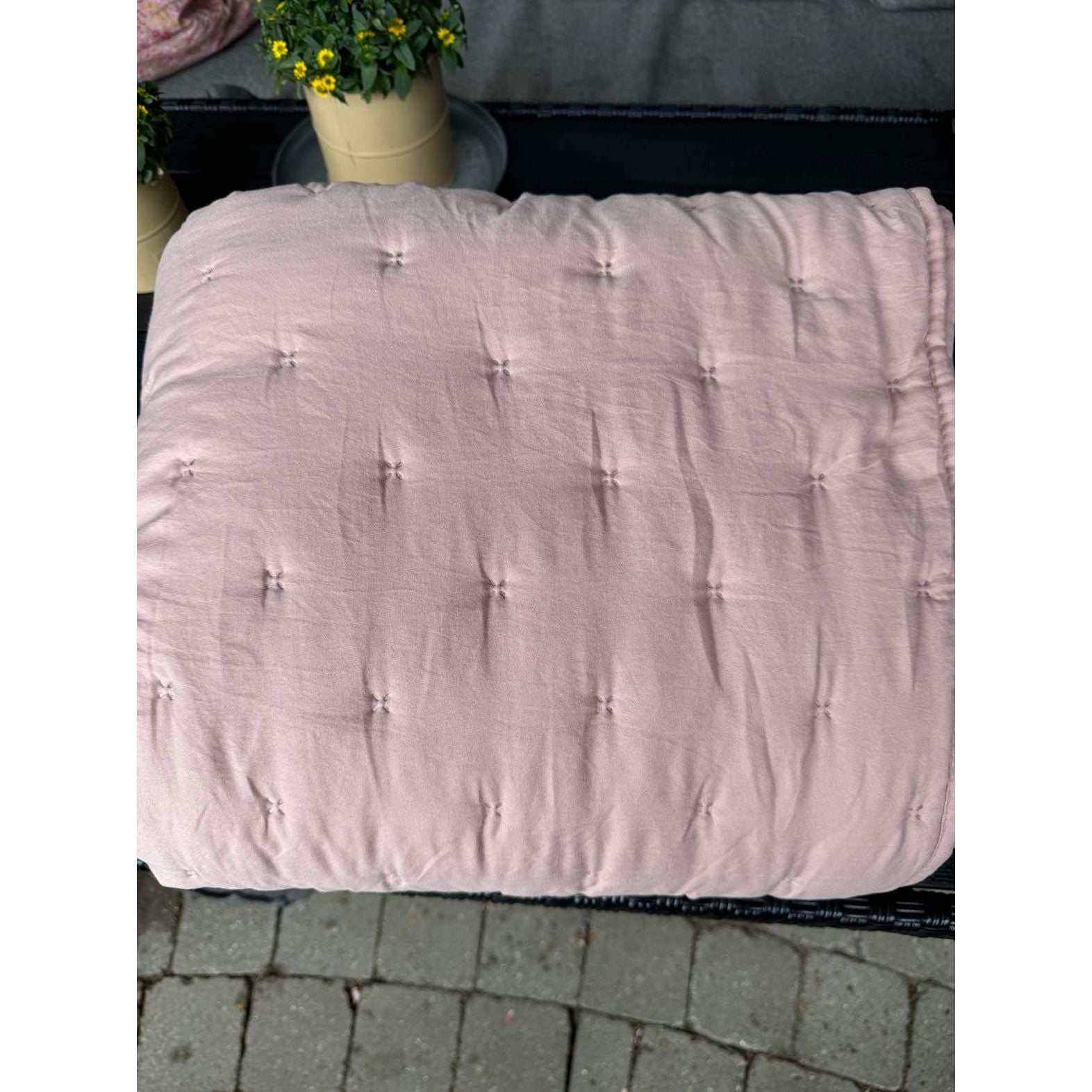 Quilt tæppe, Rosa, er perfekt til dit uderum